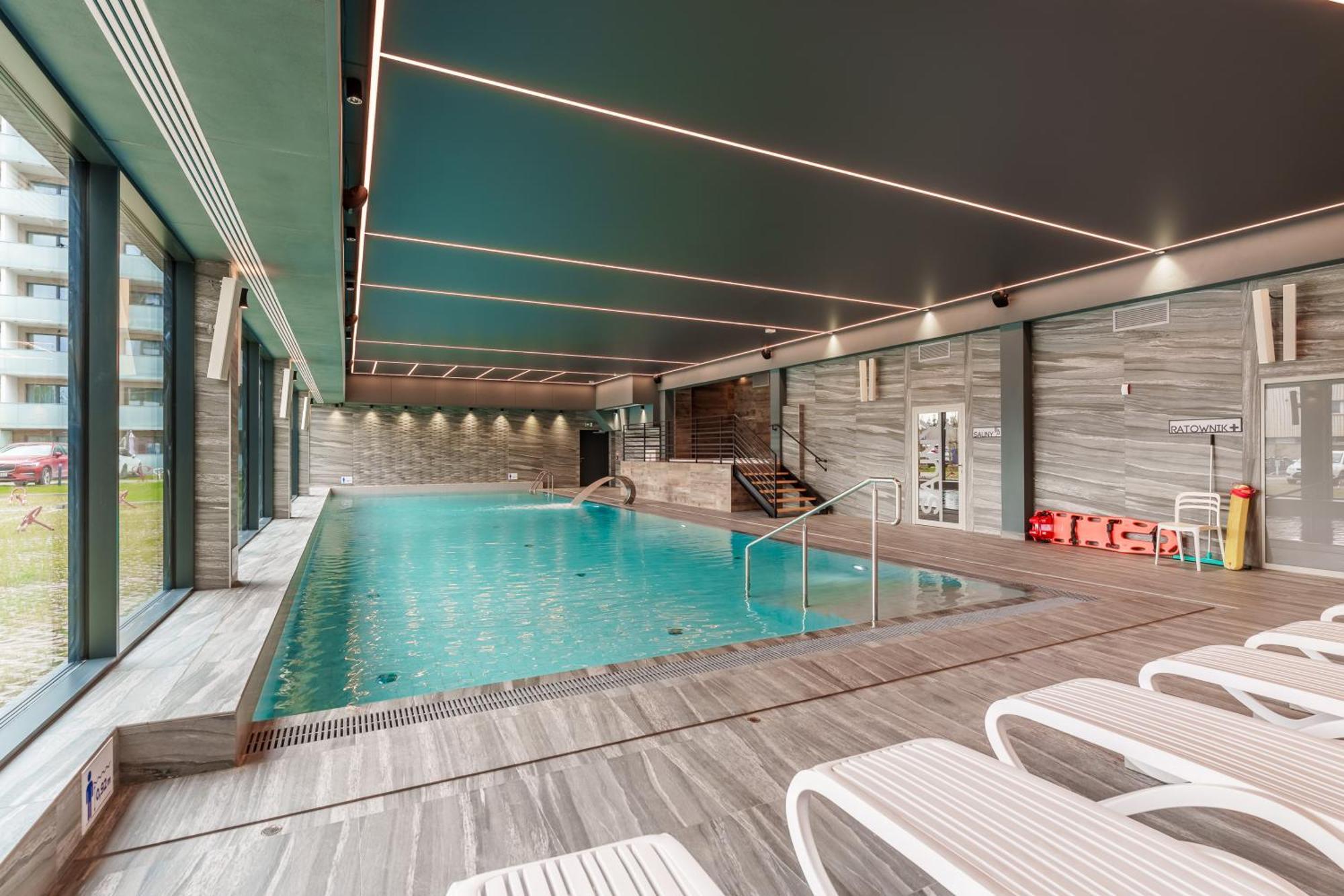 Faro Apartamenty Kasprowicza 20 Basen W Cenie Schwimmbad Im Preis Kolobrzeg Luaran gambar