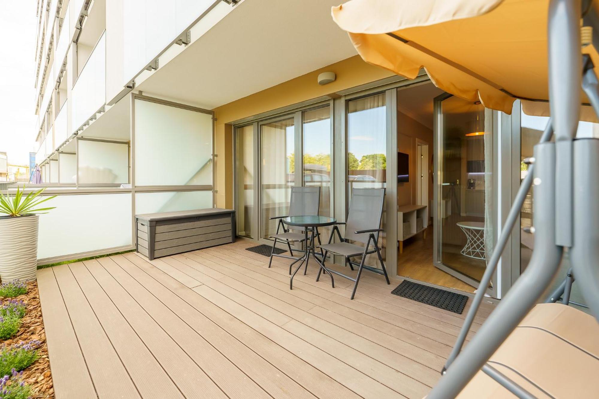 Faro Apartamenty Kasprowicza 20 Basen W Cenie Schwimmbad Im Preis Kolobrzeg Bilik gambar